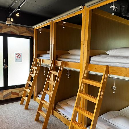 Capsule Hotel Continue Nijojokita 京都 外观 照片