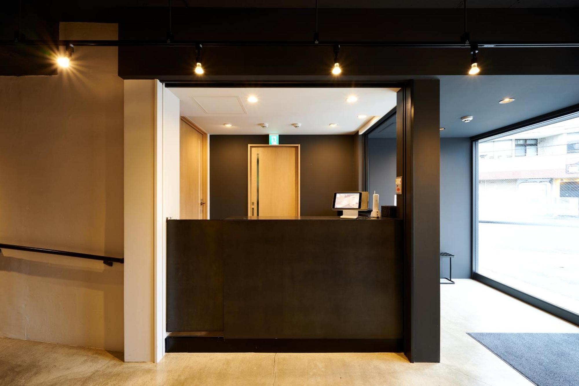 Capsule Hotel Continue Nijojokita 京都 外观 照片
