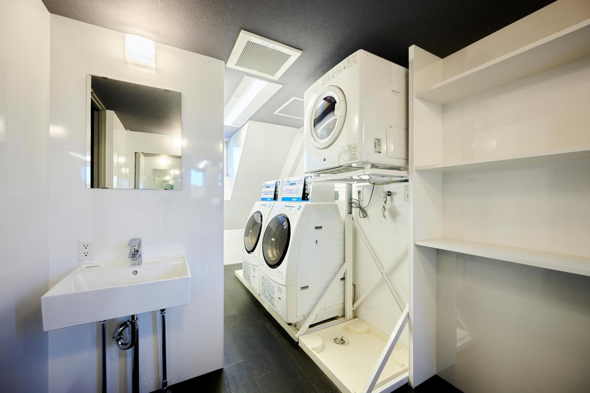 Capsule Hotel Continue Nijojokita 京都 外观 照片