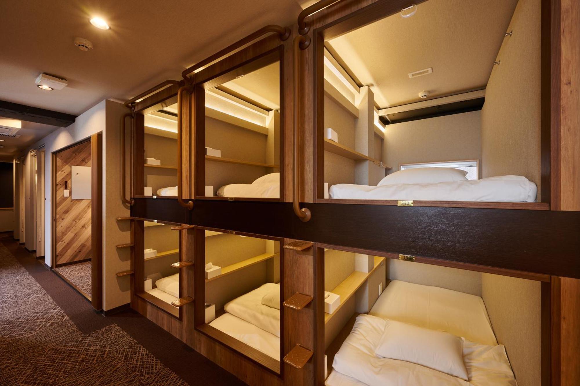 Capsule Hotel Continue Nijojokita 京都 外观 照片